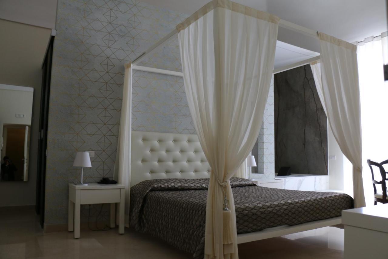 Del Sedile 4* Matera